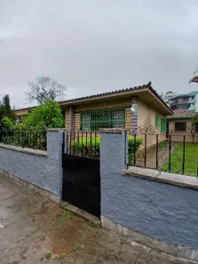 Casa com 3 Quartos para alugar, 233m² no Santa Cecília, Teresópolis