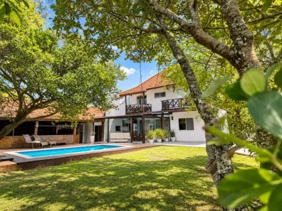 Casa de Condomínio com 6 Quartos à venda, 426m² no Rio Tavares, Florianópolis