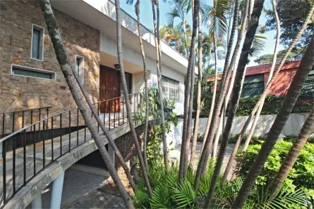 Sobrado com 5 Quartos à venda, 753m² no Granja Julieta, São Paulo