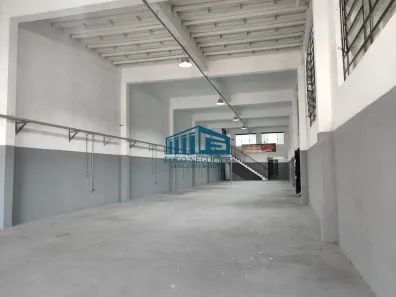 Galpão/Depósito/Armazém para alugar, 574m² no Canhema, Diadema