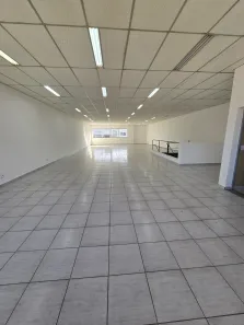 Prédio Comercial para alugar, 140m² no Chácara Girassol, Americana