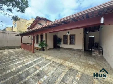 Casa com 3 Quartos à venda, 172m² no Santa Amélia, Belo Horizonte