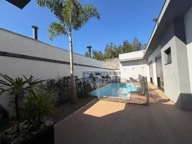 Casa de Condomínio com 3 Quartos para alugar, 250m² no Condomínio Residencial Euroville II, Bragança Paulista