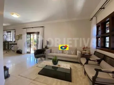 Casa com 3 Quartos à venda, 371m² no Cidade Jardim, Uberlândia