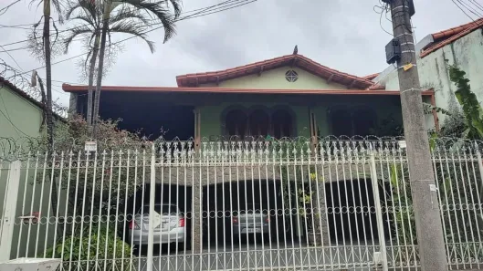 Casa com 3 Quartos à venda, 262m² no Vera Cruz, Contagem