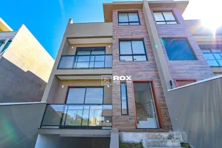 Sobrado com 3 Quartos para alugar, 268m² no Tingui, Curitiba
