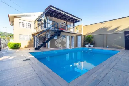 Casa com 4 Quartos à venda, 288m² no Guarujá, Porto Alegre