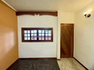 Casa com 3 Quartos para alugar, 180m² no Vila Augusta, Guarulhos