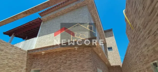 Sobrado com 4 Quartos à venda, 132m² no Centro, Mongaguá