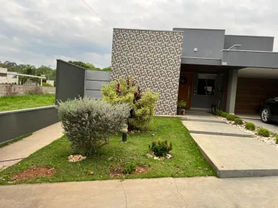 Sobrado com 3 Quartos à venda, 245m² no Residencial Vale Florido, Piratininga