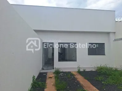 Casa com 2 Quartos à venda, 64m² no Planalto, Uberlândia