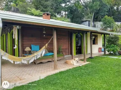 Casa de Condomínio com 2 Quartos à venda, 140m² no Caraguatá, Mairiporã
