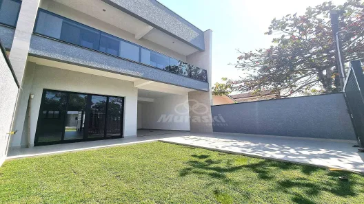 Sobrado com 3 Quartos à venda, 190m² no Guaratuba, Guaratuba