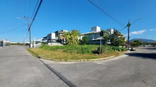 Lote/Terreno à venda, 300m² no Campeche, Florianópolis
