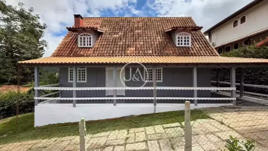 Casa com 4 Quartos à venda, 240m² no Itaipava, Petrópolis