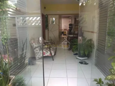 Sobrado com 3 Quartos à venda, 128m² no Centro, São Vicente
