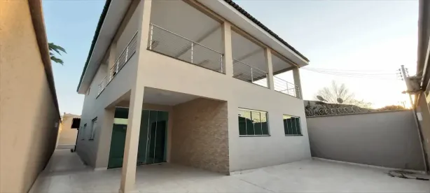 Sobrado com 4 Quartos à venda, 420m² no Jardim América, Goiânia