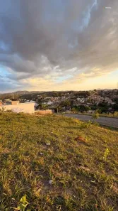 Lote/Terreno à venda, 200m² no Petrópolis, Santa Luzia