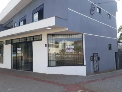 Sala Comercial para alugar, 168m² no Vila Morangueira, Maringá