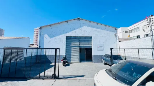Galpão/Depósito/Armazém com 4 Quartos à venda, 300m² no Goiabeira, Cuiabá
