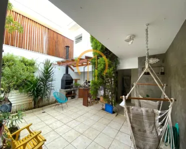 Sobrado com 4 Quartos à venda, 220m² no Mirandópolis, São Paulo