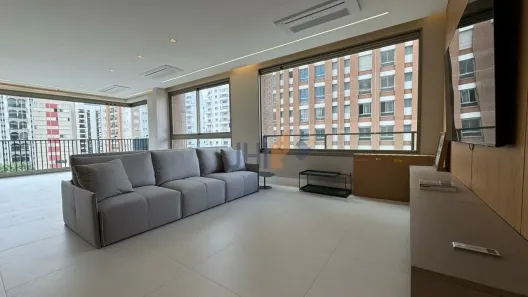 Apartamento com 3 Quartos para alugar, 196m² no Vila Nova Conceição, São Paulo