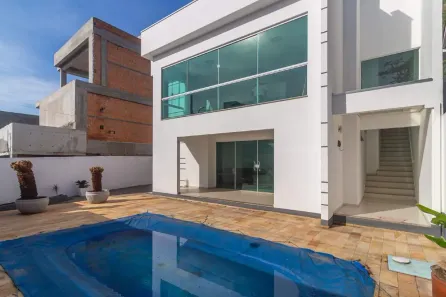 Casa com 5 Quartos à venda, 490m² no Praia dos Amores, Balneário Camboriú