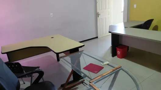 Sala Comercial com 1 Quarto para alugar, 50m² no Praça 14 de Janeiro, Manaus