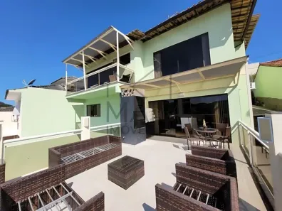 Casa com 8 Quartos à venda, 290m² no Camboinhas, Niterói