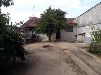 Casa com 2 Quartos à venda, 250m² no Jardim do Vale, Jacareí