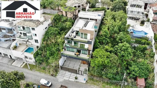 Casa com 3 Quartos à venda, 340m² no Camboinhas, Niterói