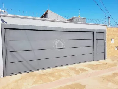 Casa com 3 Quartos à venda, 177m² no Vila São Jorge da Lagoa, Campo Grande