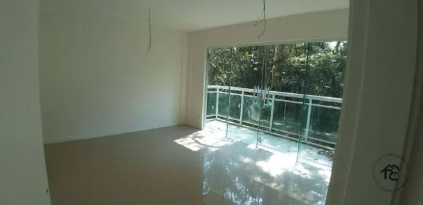 Casa de Condomínio com 4 Quartos à venda, 210m² no Vila Progresso, Niterói