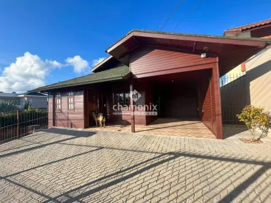 Casa com 4 Quartos à venda, 193m² no Desvio Rizzo, Caxias do Sul