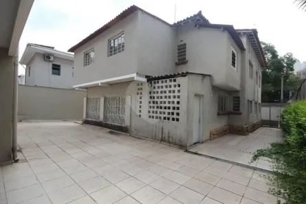 com 4 Quartos para alugar, 490m² no Pacaembu, São Paulo