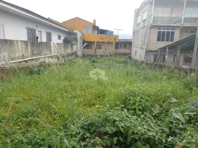 Lote/Terreno à venda, 290m² no Barreiros, São José