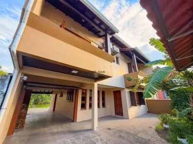 Casa de Condomínio com 3 Quartos à venda, 180m² no Niterói, Canoas