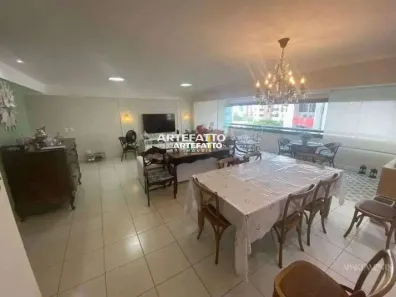 Apartamento com 5 Quartos à venda, 155m² no Casa Amarela, Recife