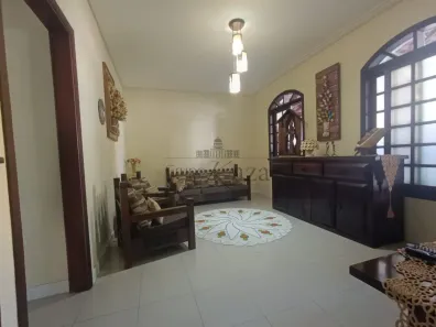 Casa com 3 Quartos à venda, 199m² no Jardim Portugal, São José dos Campos