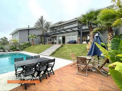 Casa com 4 Quartos à venda, 463m² no Jardim Indaiá, Embu das Artes