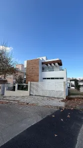 Casa com 3 Quartos à venda, 373m² no Pedra Branca, Palhoça