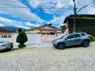 Casa com 4 Quartos à venda, 142m² no Iucas, Teresópolis