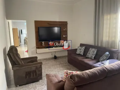 Casa com 3 Quartos à venda, 188m² no São Joaquim, Franca
