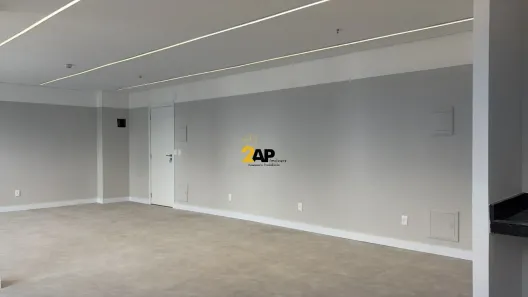 Sala Comercial para alugar, 65m² no Cantinho do Céu, São Paulo