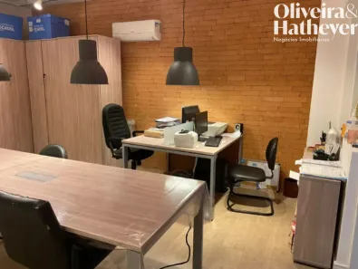 Sala Comercial à venda, 32m² no Santo Amaro, São Paulo