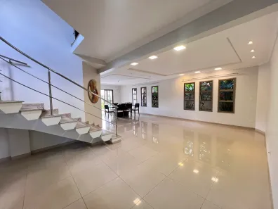 Casa de Condomínio com 4 Quartos para alugar, 307m² no Loteamento Portal do Sol I, Goiânia