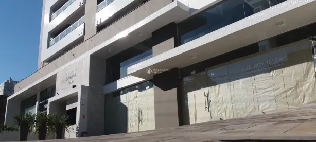 Sala Comercial à venda, 377m² no Panazzolo, Caxias do Sul