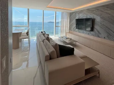 Apartamento com 4 Quartos à venda, 180m² no Centro, Balneário Camboriú
