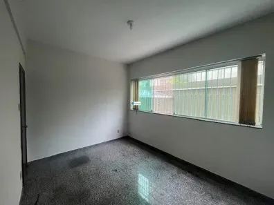 Apartamento com 3 Quartos para alugar, 85m² no Cruzeiro, Belo Horizonte