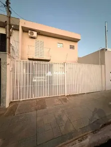 Casa com 3 Quartos à venda, 280m² no Universitário, Uberaba